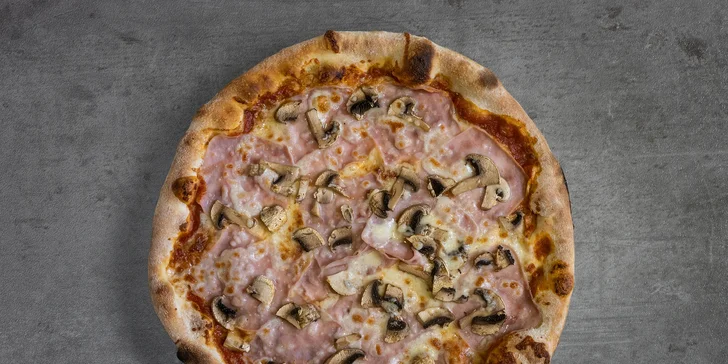 Pochutnejte si na pizze dle výběru: Havaj, šunková, sýrová i tuňáková pizza pro 1 nebo 2 osoby