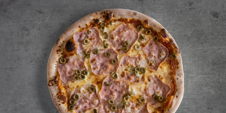 Pochutnejte si na pizze dle výběru: Havaj, šunková, sýrová i tuňáková pizza pro 1 nebo 2 osoby
