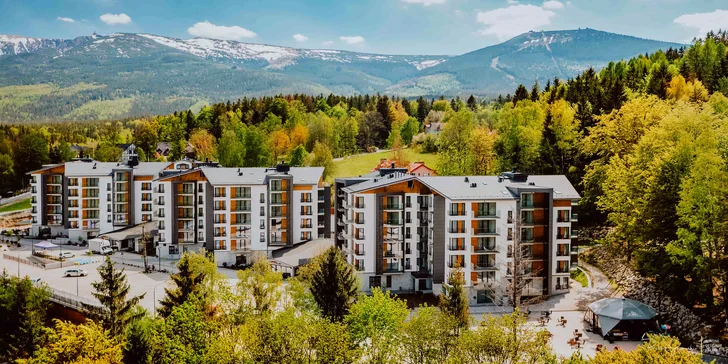 Polské Krkonoše pro pár i rodinu: 4* resort s wellness a aquaparkem, snídaně či polopenze