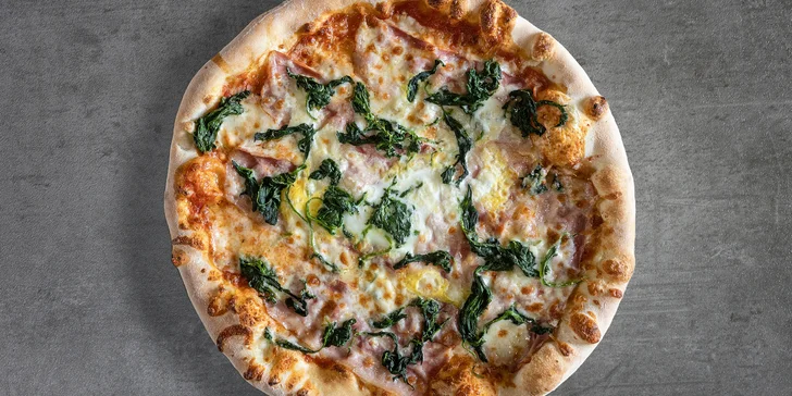 Pochutnejte si na pizze dle výběru: Havaj, šunková, sýrová i tuňáková pizza pro 1 nebo 2 osoby