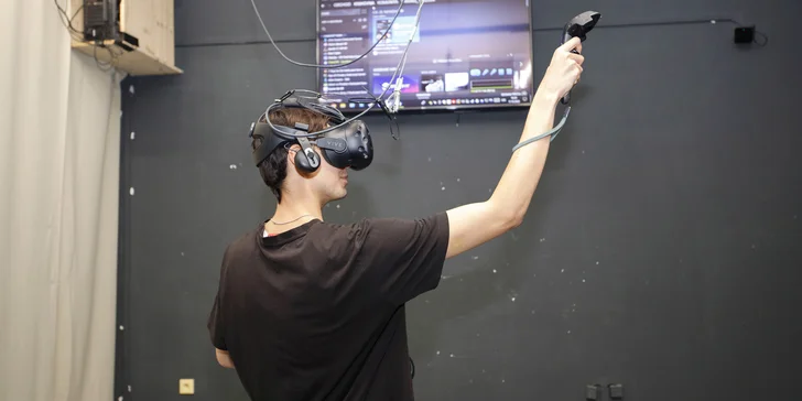 Virtuální realita na špičkovém herním zařízení HTC Vive: 55 minut až pro 4 hráče, mnoho různých her