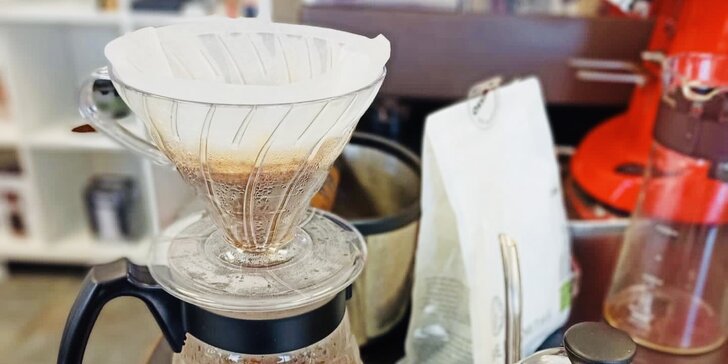 Alternativní příprava kávy nebo celodenní baristický kurz pro milovníky kávy