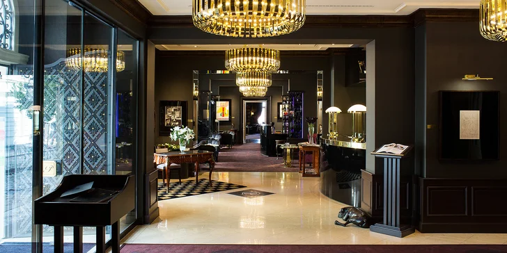 Luxusní 5* odpočinek v centru Prahy: historický hotel se snídaněmi i wellness
