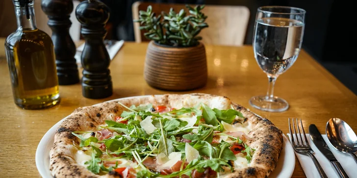 5chodové sezónní menu a lahev prosecca v italské restauraci pro 2 osoby