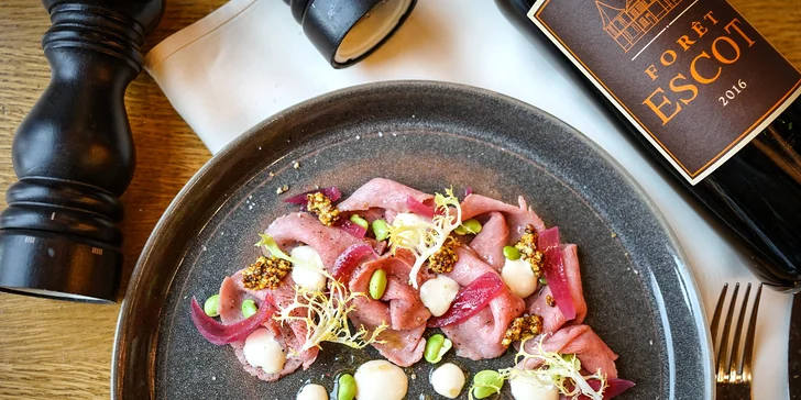 5chodové sezónní menu a lahev prosecca v italské restauraci pro 2 osoby