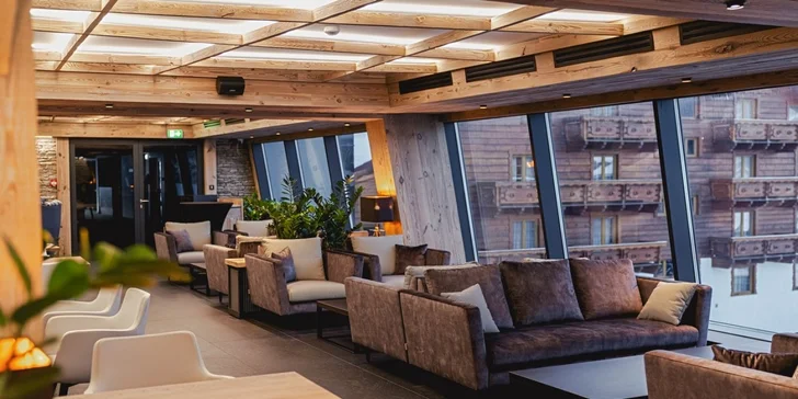4* hotel přímo na svahu v polských Beskydech: snídaně či polopenze, neomezený wellness