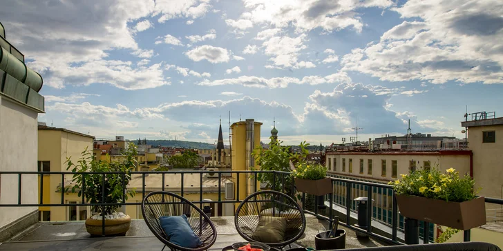 Centrum Prahy: pobyt v moderním hotelu se snídaní nebo lahví vína