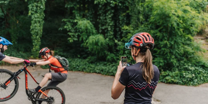 Individuální bikerský kurz v úrovni podle vašeho přání nebo skupinový kurz pro mírně pokročilé