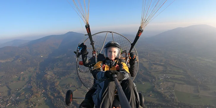 BožíLet na paraglidingové motorové tříkolce: 5, 15 nebo 30 minut letu