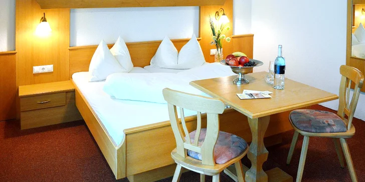 Hotel v Korutanech s výhledem na hory: snídaně, 4chodové večeře, lyžování a relax ve wellness