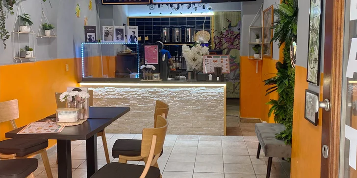 Vietnamská bageta Banh Mi a k ní čaj dle výběru: mléčný, plný ovoce nebo detoxikační