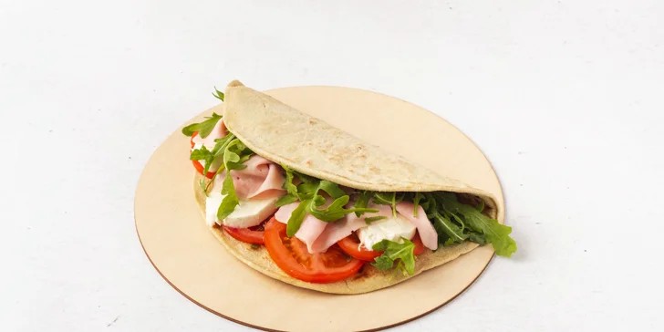 Dvě tradiční italské piadiny dle výběru a dva nápoje na místě nebo s sebou