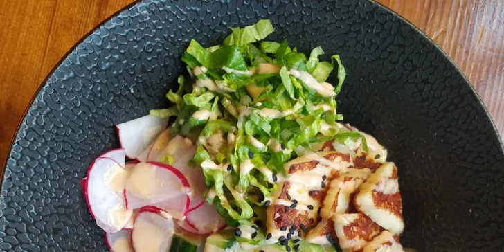 Havajské dobroty dle výběru: teriyaki chicken, vege bowl nebo shrimp bowl