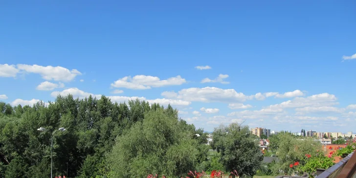 Pobyt v Piešťanech s léčebnými procedurami i pro seniory, polopenze či all inclusive