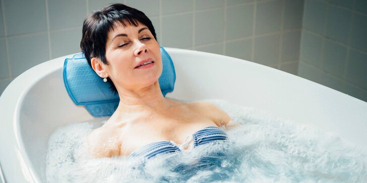 Relaxační pobyt v Karlových Varech s bazénem, procedurami a polopenzí