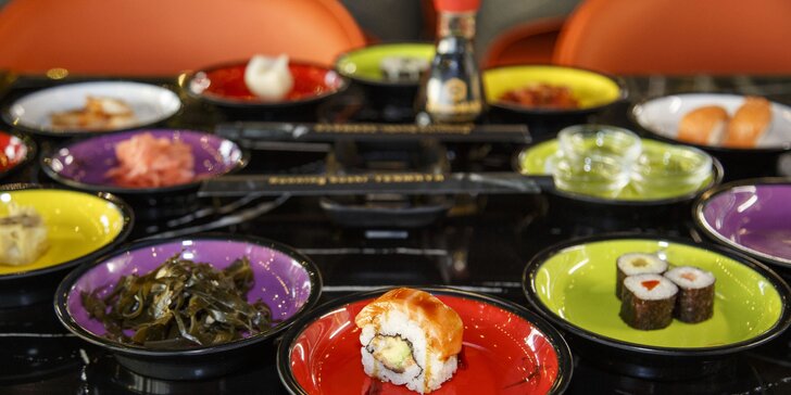 Running sushi: 1,5 hodiny neomezené konzumace maki, nigiri a dalších dobrot