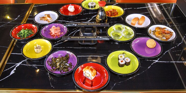 Running sushi: 1,5 hodiny neomezené konzumace maki, nigiri a dalších dobrot