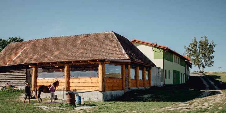 Parádní pobyt s krásnou slovenskou přírodou v okolí: polopenze, 90 min. v saunách a vířivce