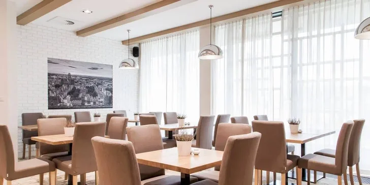 Až 15 dní v moderním hotelu v Gdaňsku: polopenze a relax v saunách