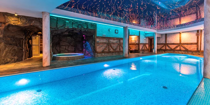 Aktivní i romantická dovolená v Krkonoších: polopenze, wellness i romantický pobyt s masáží