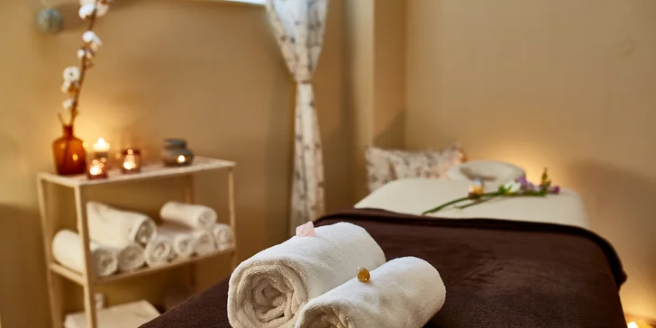 Wellness rituál pro dva: relaxační lázně, odpočinek v Jizerských horách nebo levandulový restart