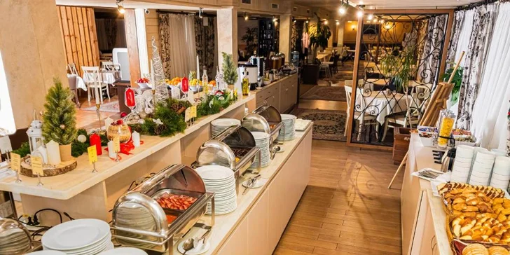 Za parádní lyžovačkou a neomezeným wellness do Bulharska: středisko Bansko ski, snídaně i tři sauny