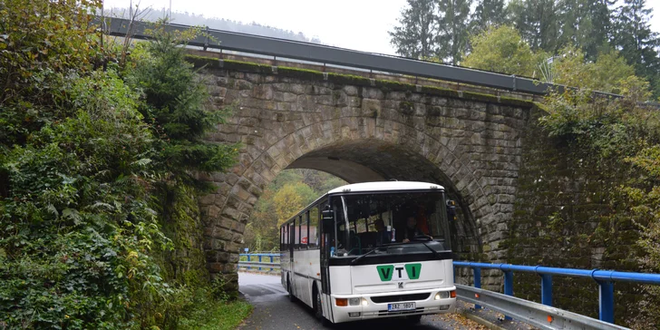 Zážitek pro jednu či dvě osoby: jízda obrněným transportérem, prohlídka bunkru i vojenské techniky