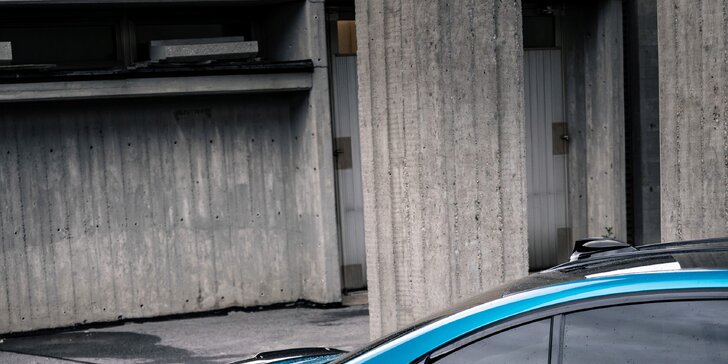 Jízda v bavorském bouráku: zapůjčení BMW M3 Competition xDrive na 3–12 hodin