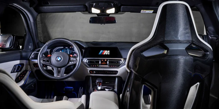 Jízda v bavorském bouráku: zapůjčení BMW M3 Competition xDrive na 3–12 hodin