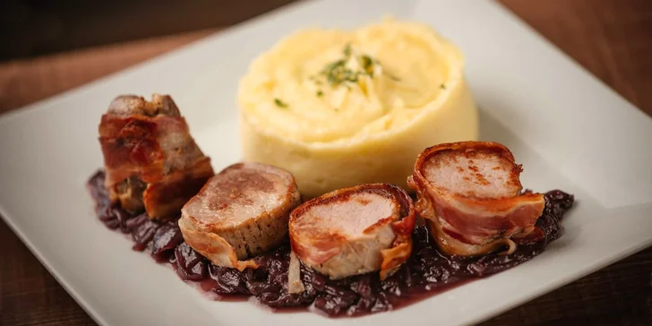 Parádní pobyt s krásnou slovenskou přírodou v okolí: polopenze, 90 min. v saunách a vířivce