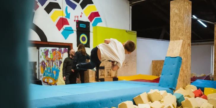 Vyzkoušej si, jaké to je být ninjou: vstup do Parkour Parku na 120 minut pro 1 i 2 osoby