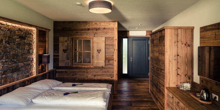 Luxusní vilový resort v Českých Budějovicích: apartmány s terasou, snídaně do postele i sauna