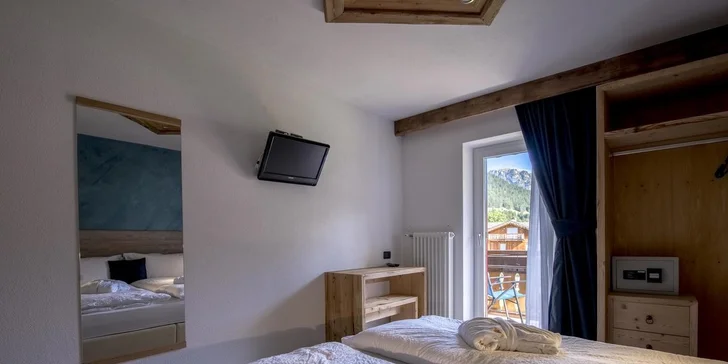 Za báječnou lyžovačkou do italských Dolomit: polopenze nebo snídaně i neomezený wellness