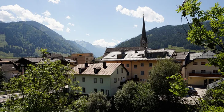 Jaro, léto či podzim u Zell am See a Kaprunu: pobyt s polopenzí a neomezeným wellness i fitness