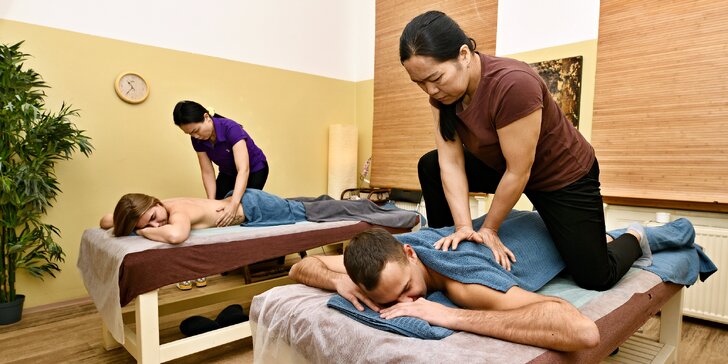 Párová masáž a další spa péče v thajském salonu v centru Prahy