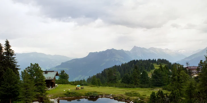 Dovolená v rakouských Alpách až pro 4 osoby: středisko Mayrhofen, snídaně a saunový svět