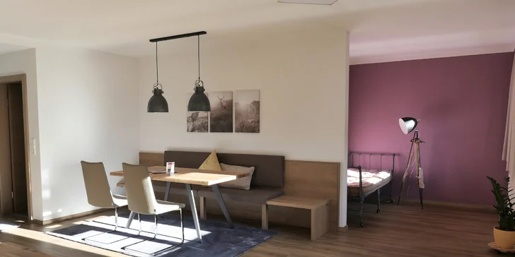 Dovolená v rakouských Alpách až pro 4 osoby: středisko Mayrhofen, snídaně a saunový svět