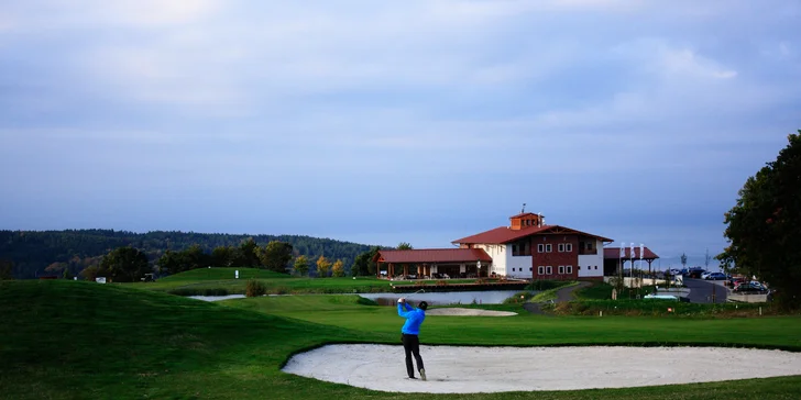 Golfová lekce s trenérem pro 1 nebo 2 osoby včetně půjčení vybavení