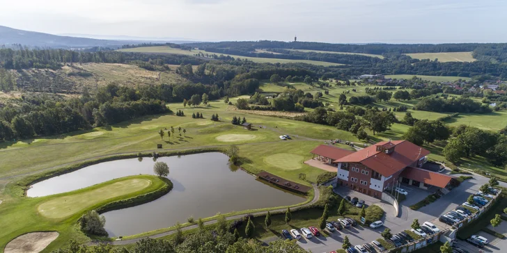 Golfová lekce s trenérem pro 1 nebo 2 osoby včetně půjčení vybavení