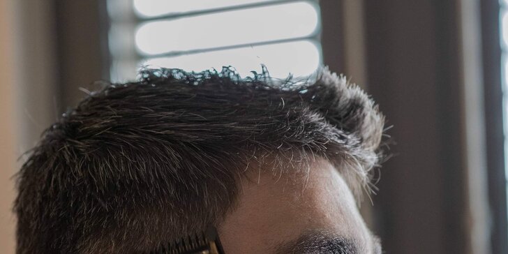 Barber shop Tábor: střih, holení vousů i balíček kompletní péče s masáží hlavy