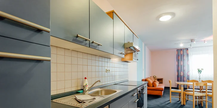 Pobyt v penzionu na Oravě s venkovním mini wellness a snídaní: v okolí hory i termální prameny