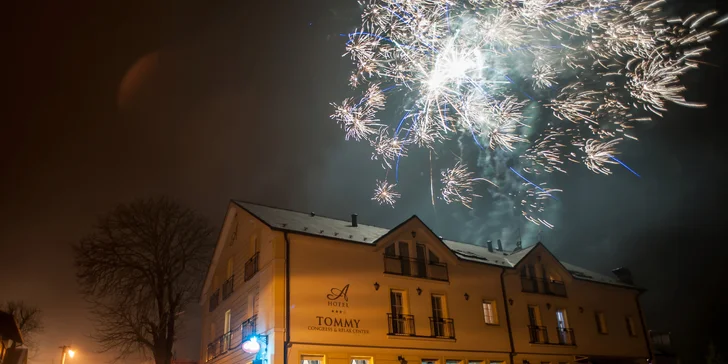 Pobyt nedaleko Adršpašských skal v pokoji Economy nebo Superior se snídaní a wellness