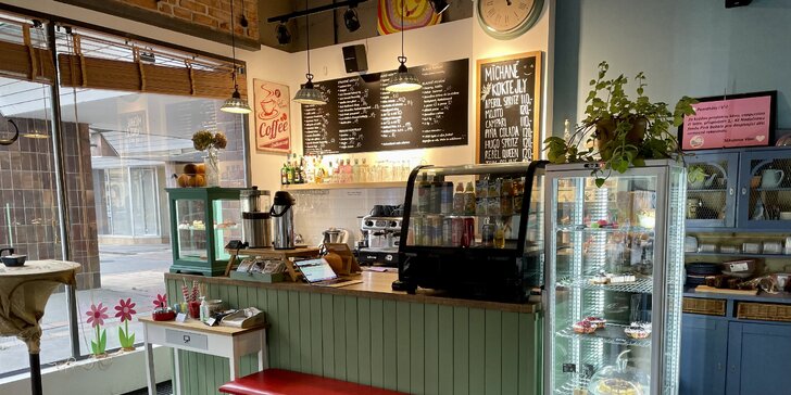 Otevřený voucher do Caffè Bar Positivo: kavárna na Smíchově, vouchery na nápoje, dezerty i zboží