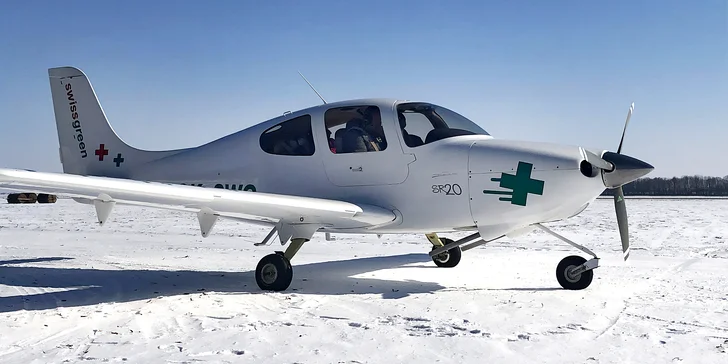 Pilotem luxusního letounu Cirrus SR 20 na zkoušku a letenka pro 2 další pasažéry