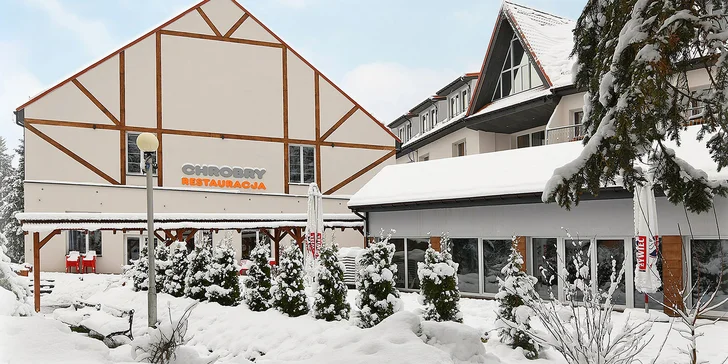 Polské Zlaté Hory: wellness, snídaně či all inclusive, bazén i atrakce a až 2 děti zdarma