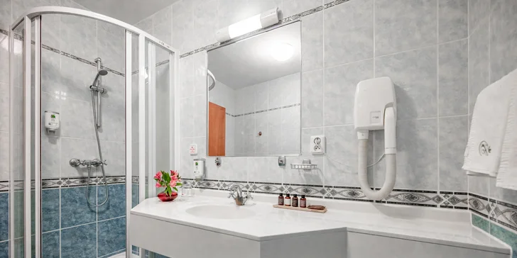 Pobyt v centru Hradce Králové: snídaně či polopenze a neomezený wellness
