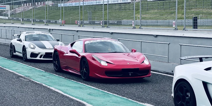 1 nebo 2 kola na velkém Masarykově okruhu Brno v nadupaném supersportu Ferrari, Lamborghini nebo Porsche