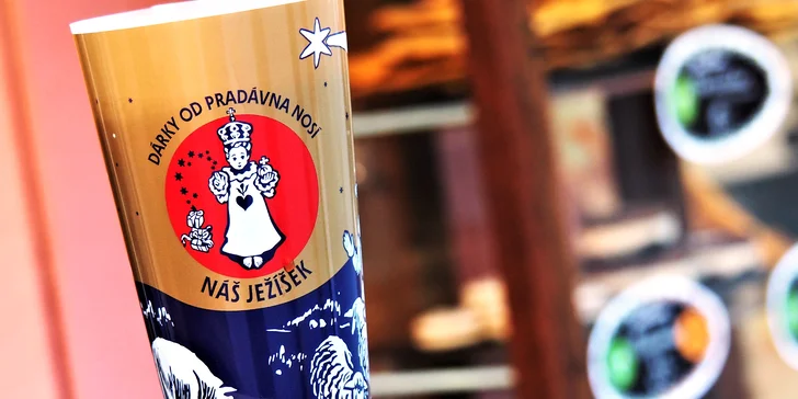 Horké drinky na vánočních trzích: s panákem slivovice, vodky, rumu i tatratea