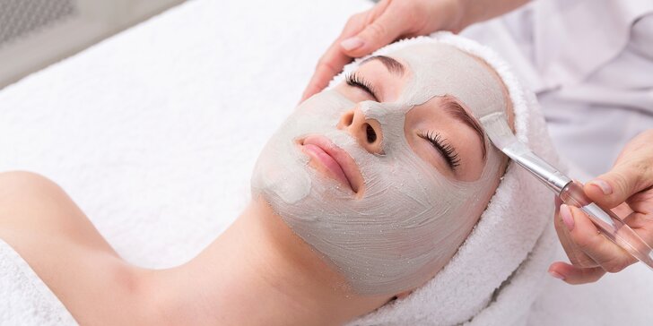 90min. kosmetické ošetření pleti i s masáží obličeje křišťálovými tyčinkami