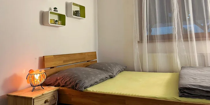 Celá noc v Relaxklubu se saunou a vířivkou na 3 hodiny i vínem pro 2 osoby